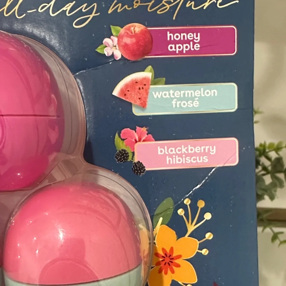 💫FLASH sale, short time offer💫eos Natural Shea Lip Balm Variety Pack - Picture 6 of 6